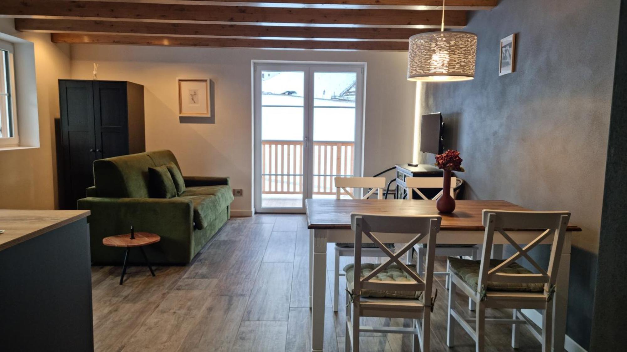 Residence Geisler Funes Funes  Extérieur photo